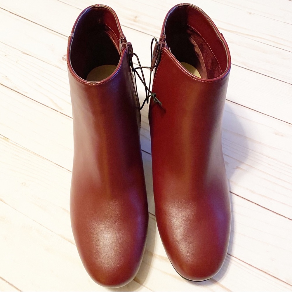 MARC New York Deep Red Booties Gold Block Heel 6 - Picture 6 of 8
